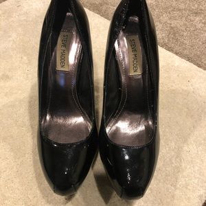 Steve Madden black patent leather heels